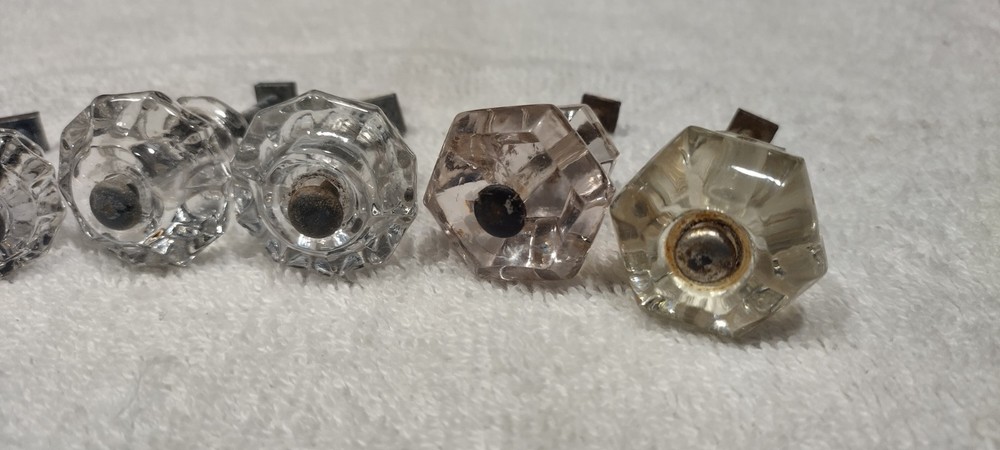 6 Vintage Beautiful Pulls Knobs for Cabinets/Drawer - Antique Crystal