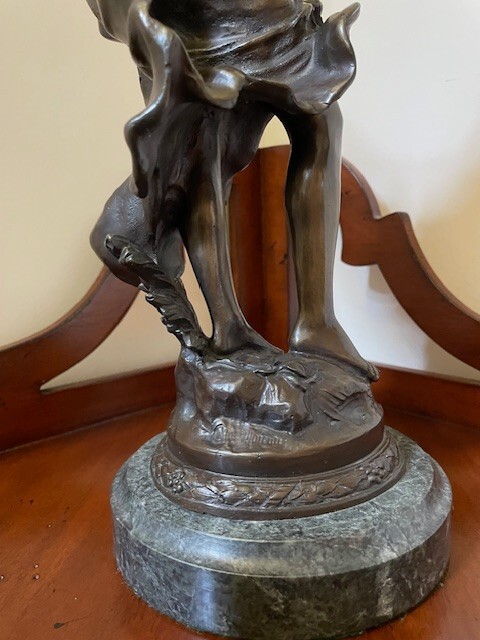 Auguste Moreau Figural Bronze - En Vedette - Signed