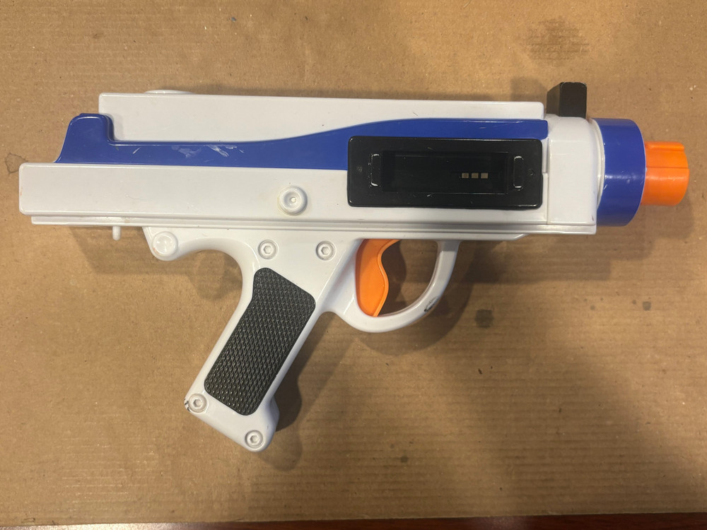 Working  2009 Star Wars Build Your Own Clone Commander Blaster