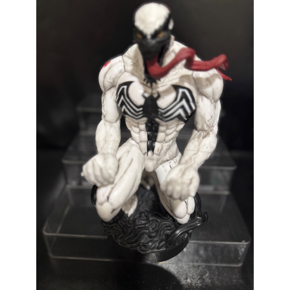 Exquisite Gaming: Marvel: Anti-Venom - Controller & Phone Holder