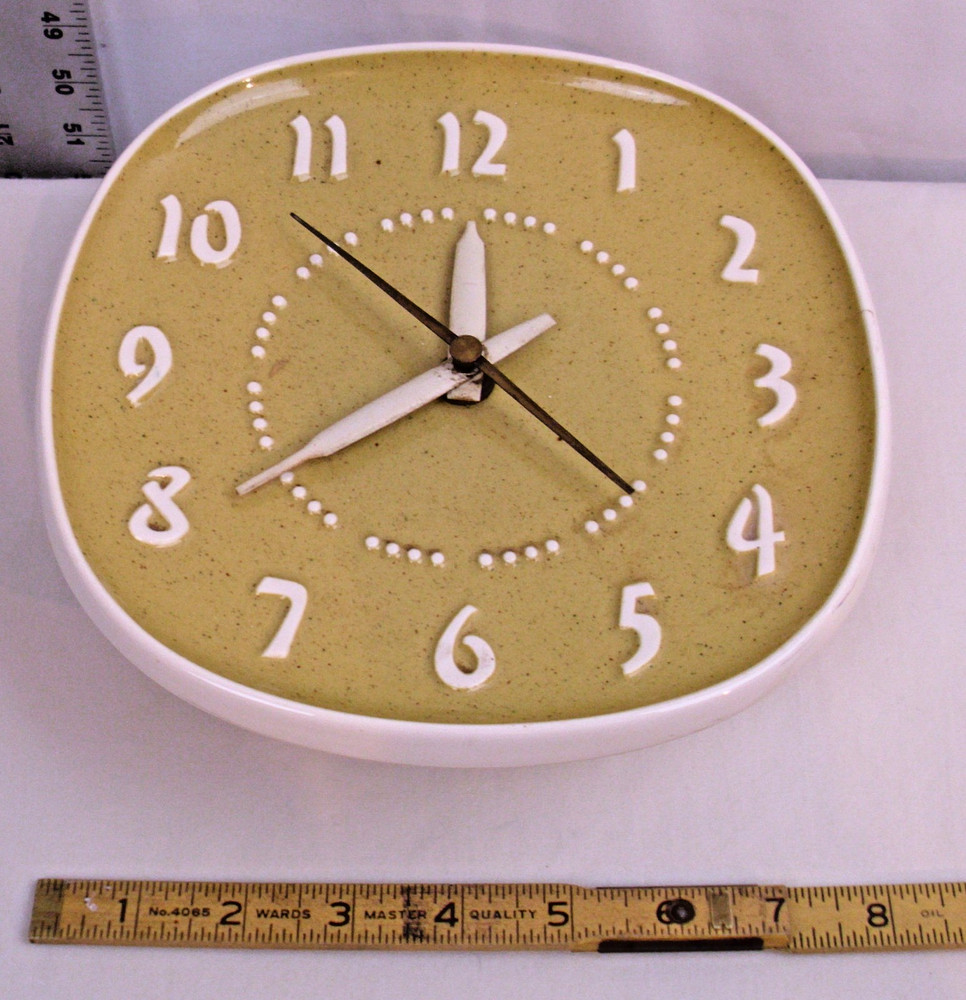 GENERAL ELECTRIC RUSSELL WRIGHT HARKERWARE CERAMIC WALL CLOCK 1950s