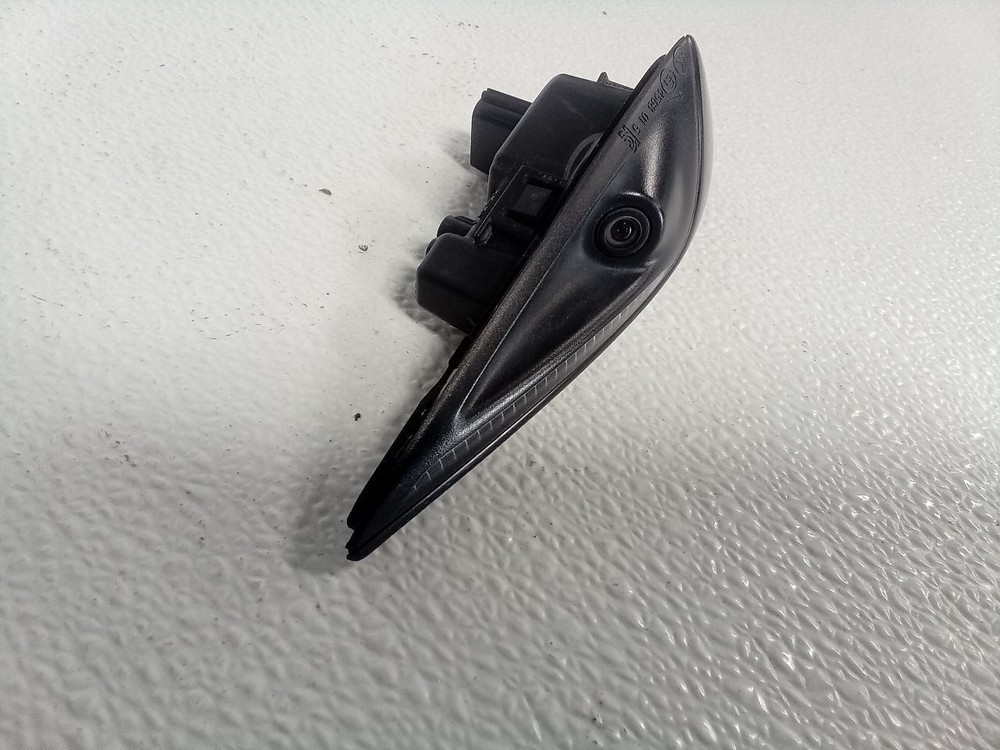 TESLA Y   2021 Camera/Projector 368057