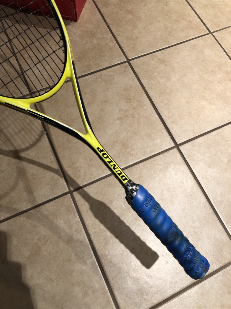 dunlop ultimate precision squash (Case Included)