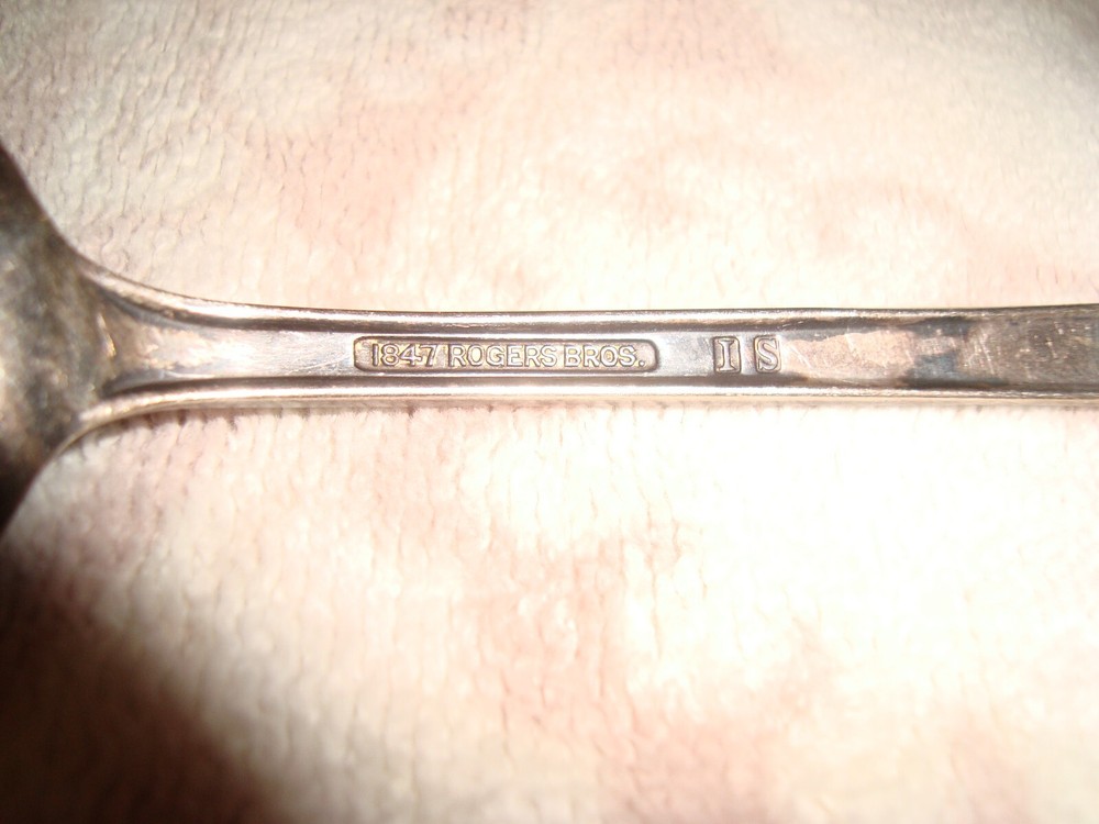ROGERS BROS. Silverware U.S. Navy spoons 1847 U.S.N see below