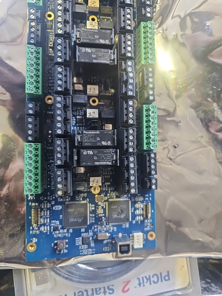 Software House USTAR-ACM iSTAR Ultra 8-Reader Access Control Module NEW No Box