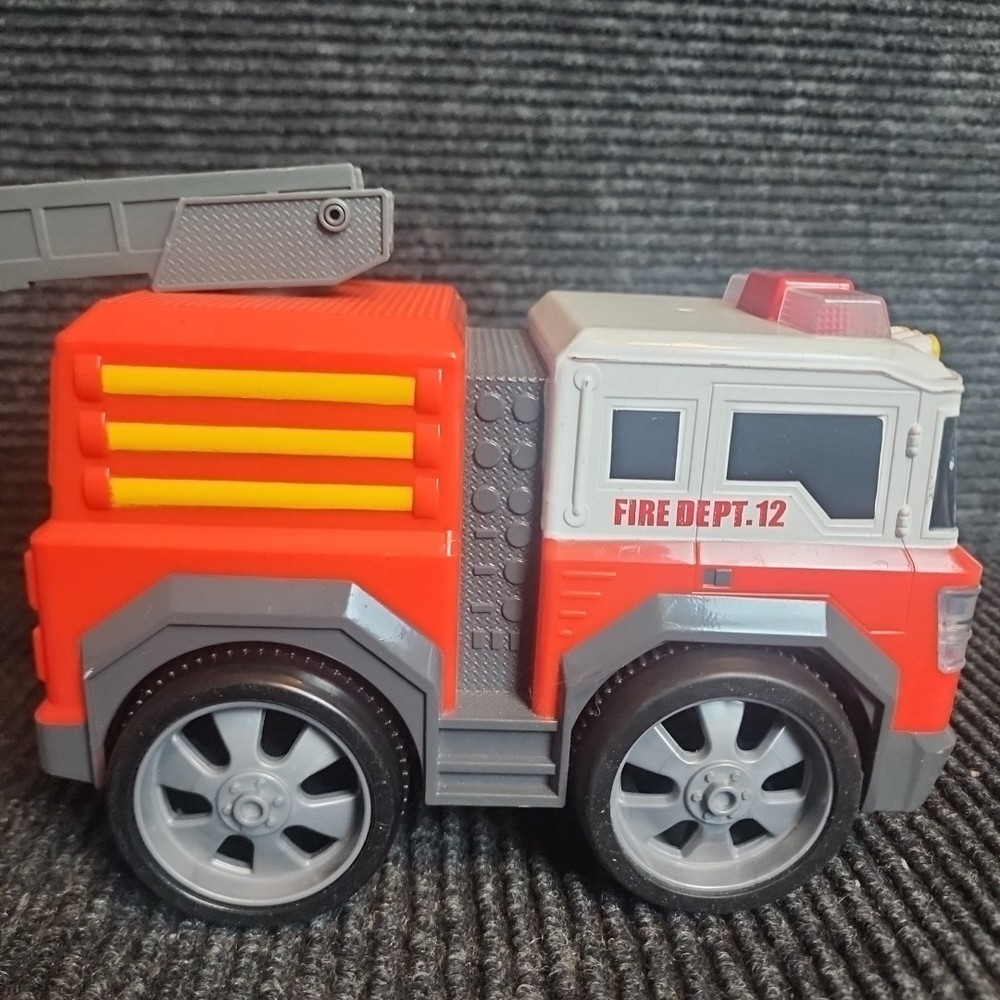 Kid Galaxy Red Pull Back Fire Truck