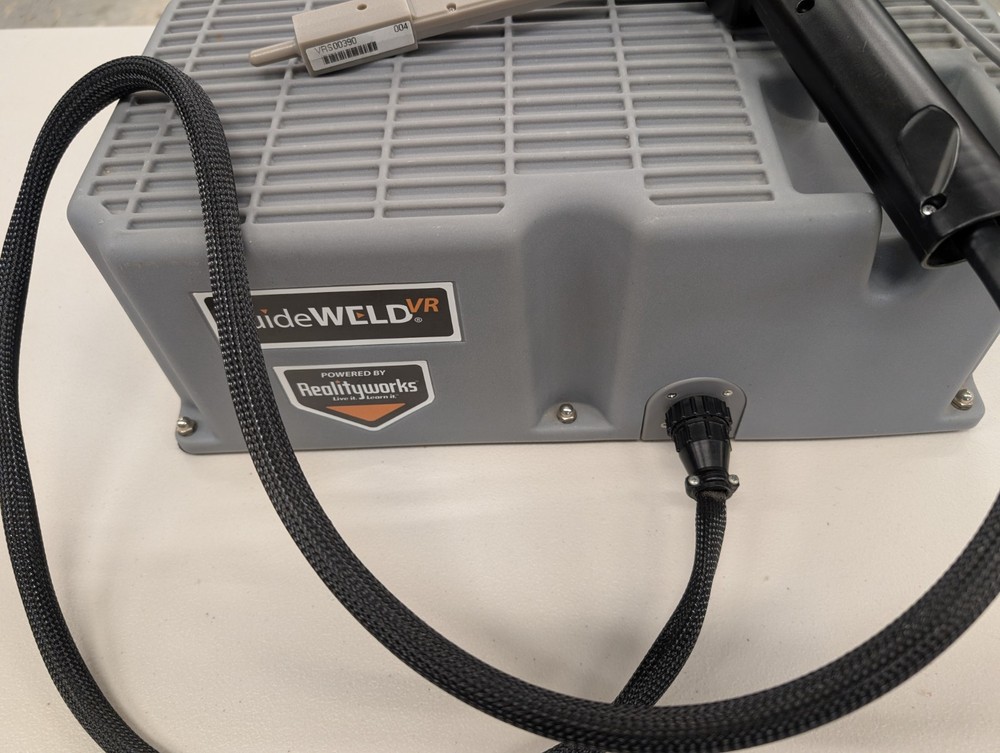 Realityworks guideWELD VR Virtual Reality Welding Simulator School