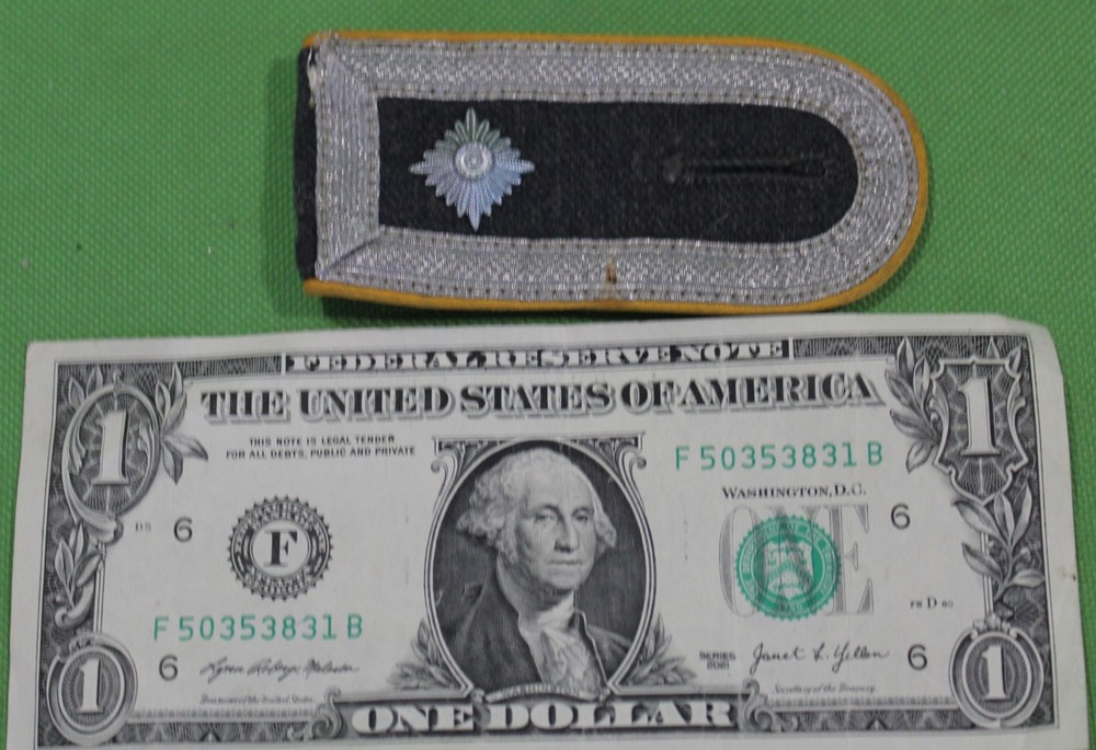 German World War II Luftwaffe Flight NCO Shoulder Board – single.