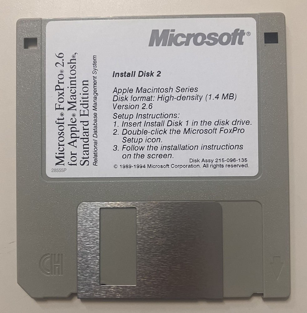 Microsoft FoxPro 2.6 for Apple Macintosh | 8-Disk 3.5” Floppy Install Set (1994)