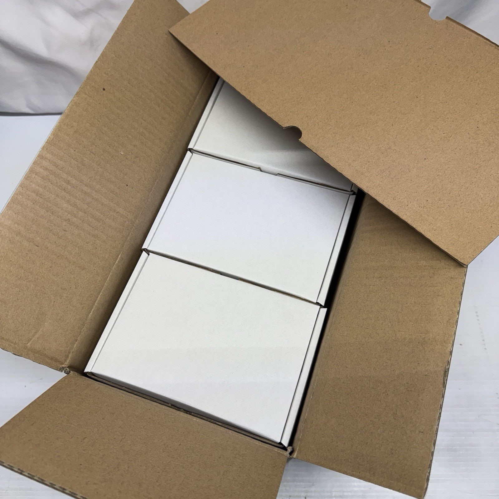 BOX OF 60 SES Imagotag Vusion 4.2 BWR + BAR Code Electronic Shelf Label