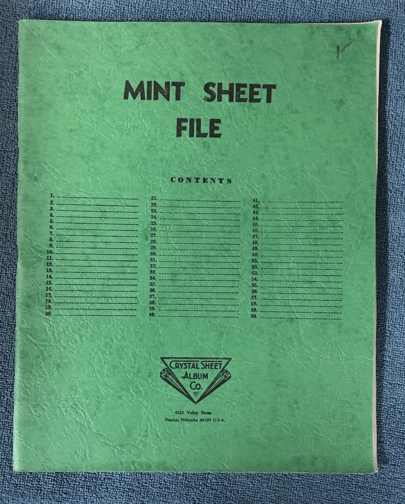 Oversized Mint Sheet File. 60 Glassine sleeves. Gently used,