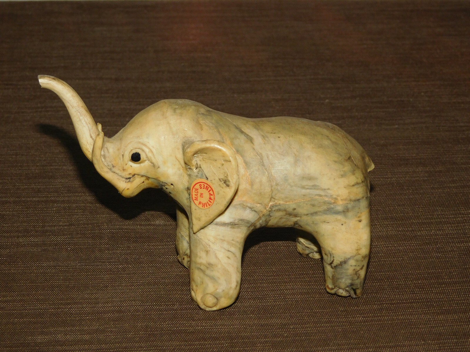 VINTAGE MADE IN PHILIPPINES CRUSHED OYSTER SHELL ELEPHANT *TAIL & TRUNK BROKEN*