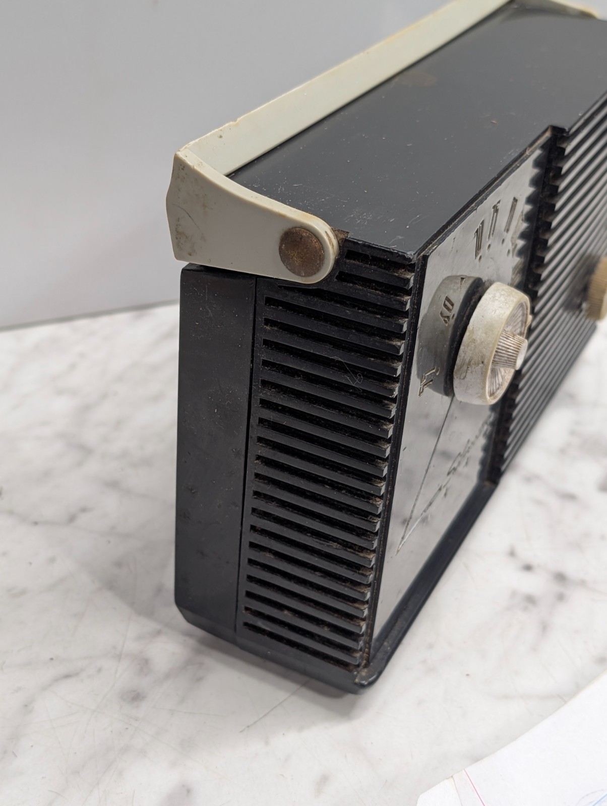 Sears Silvertone Tube Radio Dur-Pac AM Band Portable 7216 AC or Battery Powered