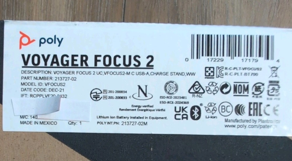 Poly Voyager Focus 2 USB / Bluetooth Microsoft Teams Headset w/ Charging Stand