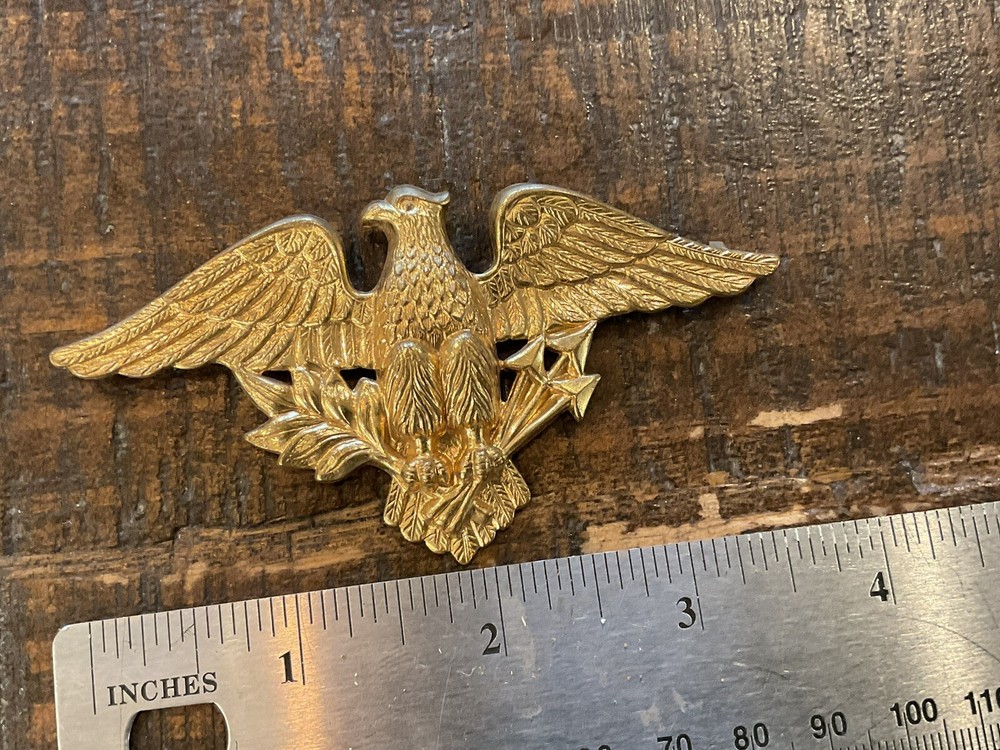 ORIGINAL WWII LARGE EAGLE BROOCH PIN - HOME FRONT