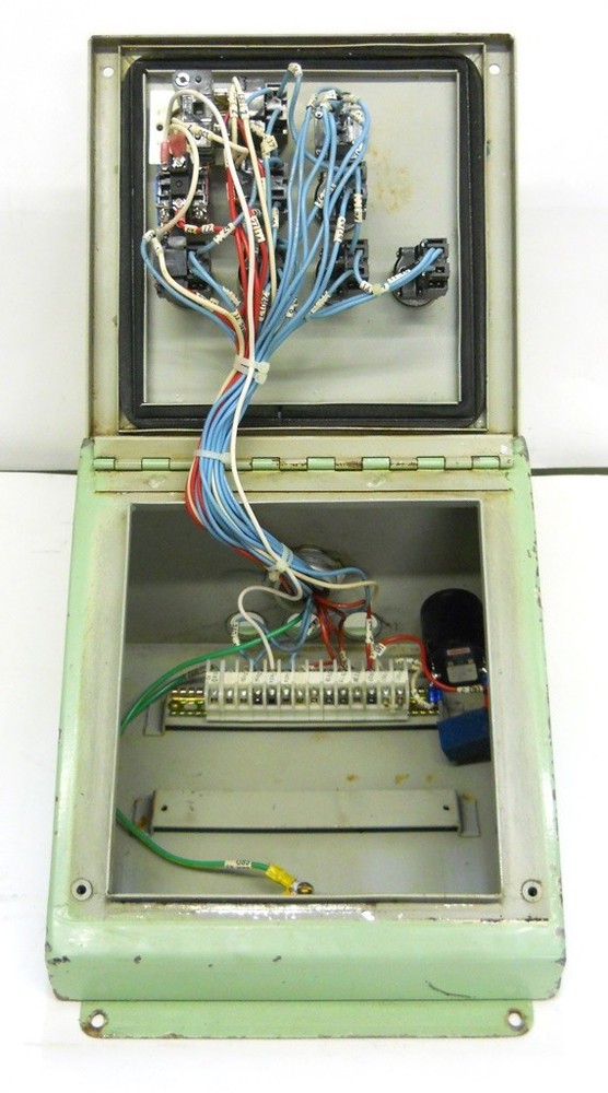 CINCINNATI MILACRON, CONTROL BOX, 11" X 10-1/2" X 7"