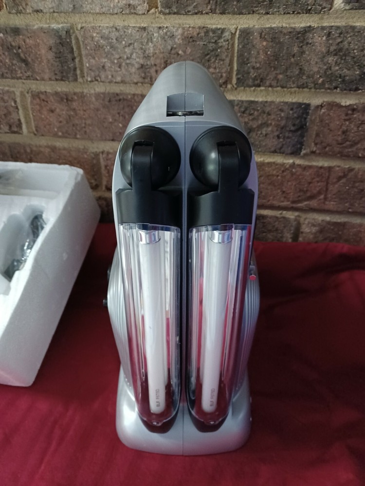 8 N 1 Mini TV/ Lantern