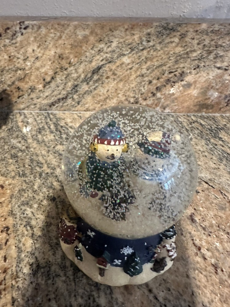 Snowmen snow Globe Music Doesn't Work