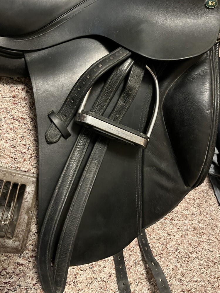 Keith Bryan Santis English Saddle 18”