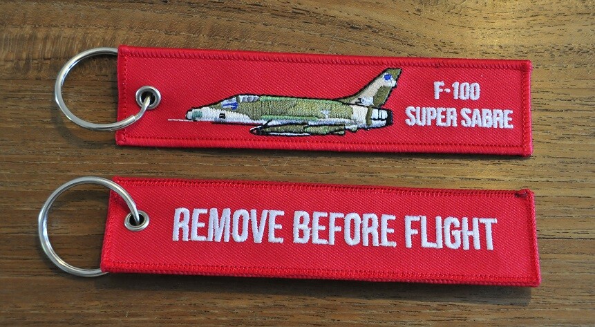 keychain keyring F-100 Super Sabre