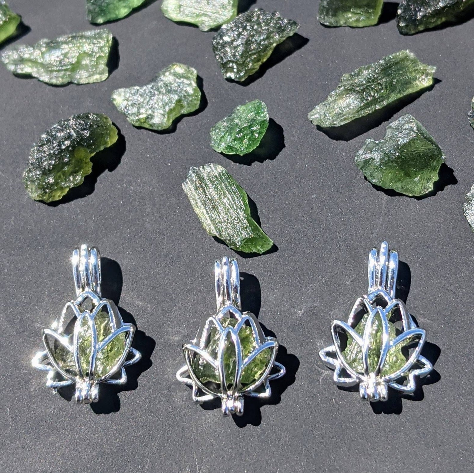 Moldavite / Moldavite Pendant / Moldavite Necklace / Moldavite Jewelry / Genuine
