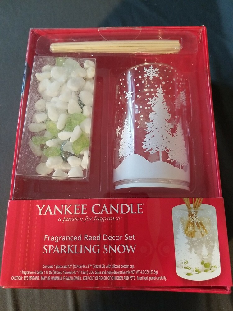 Yankee Candle Sparkling Snow Reed Diffuser Set 2010 NIB