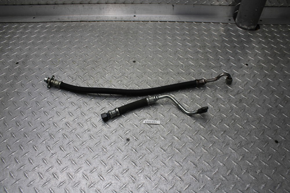 1982 YAMAHA XT550 ENGINE OIL LINES