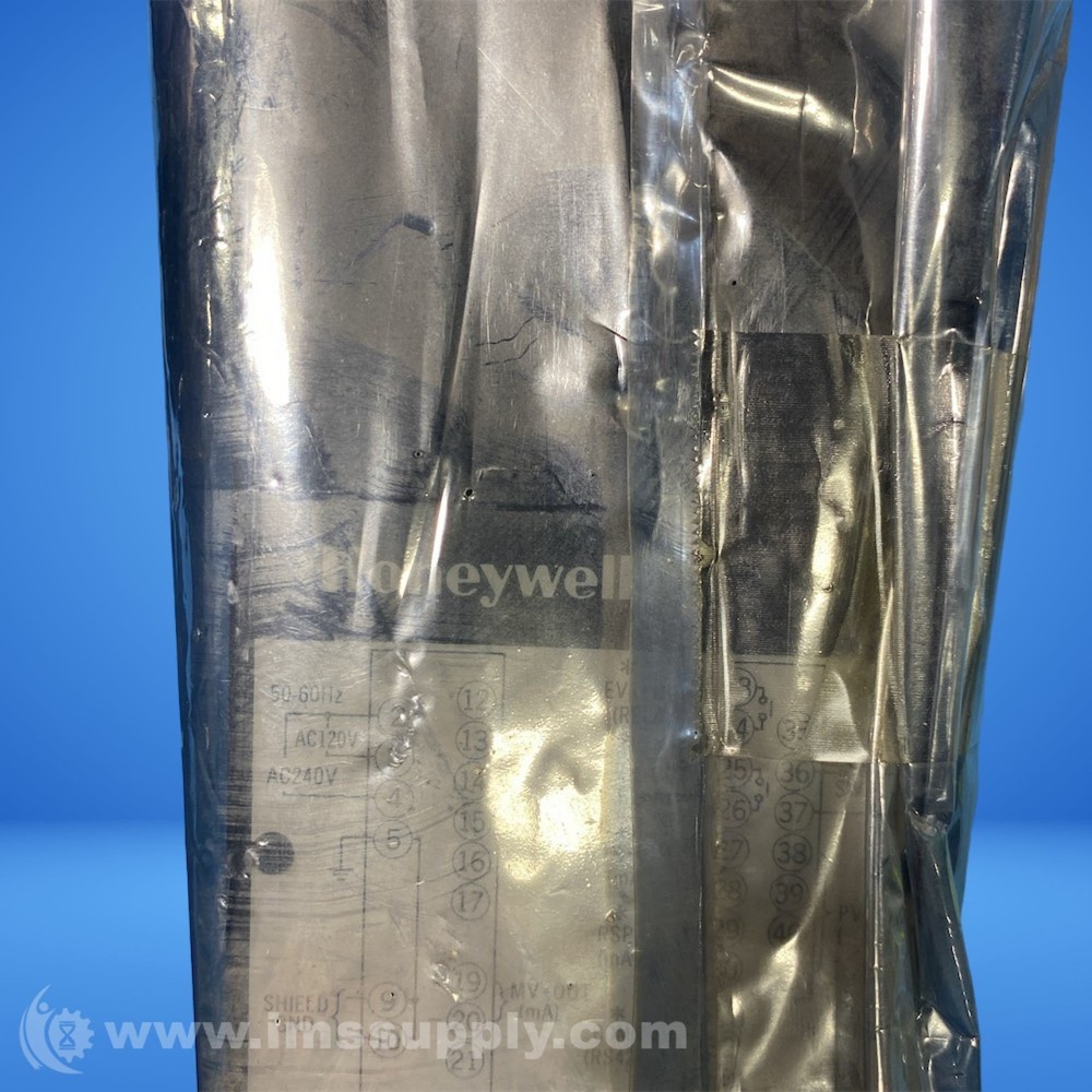 Honeywell DC40005GLN2400600 Temperature Controller FNFP