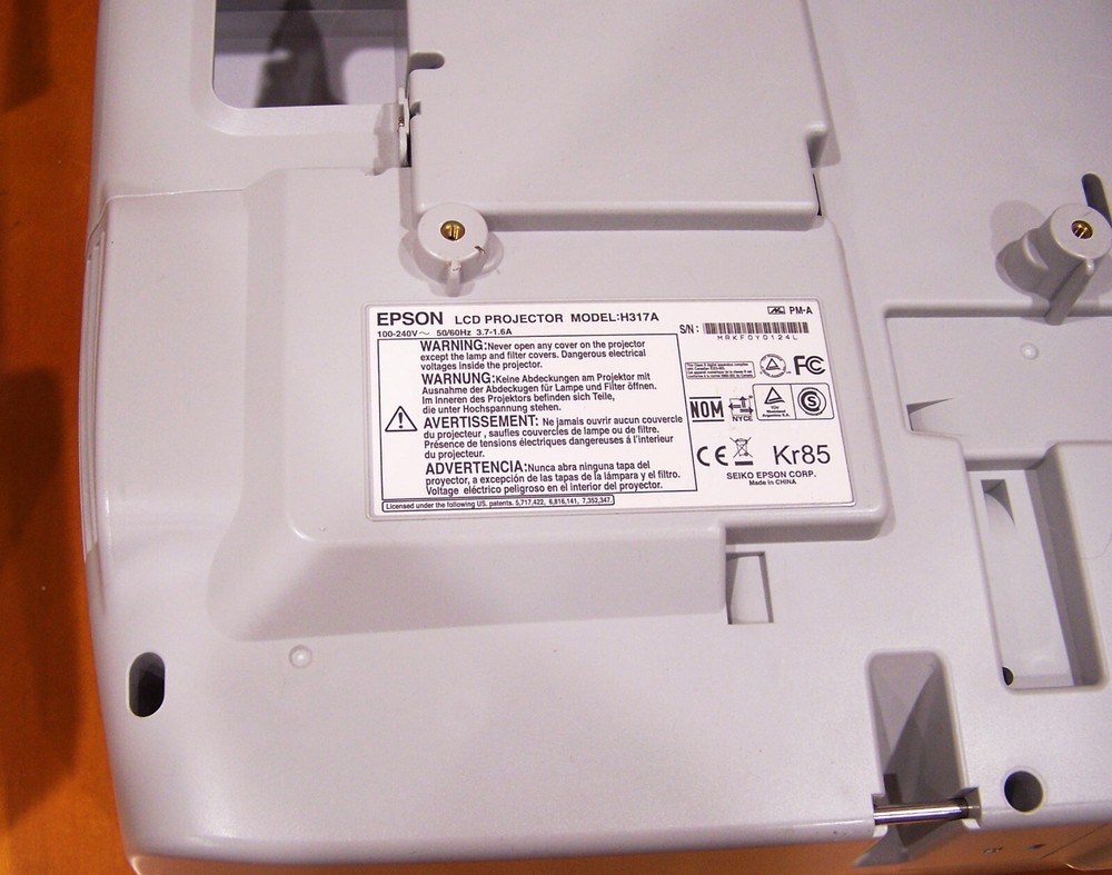 Complete Epson BrightLink 450Wi Interactive Projector / H317A lamp hours 41