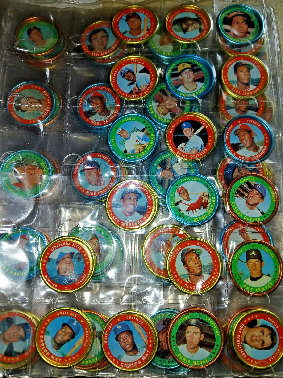 Topps Baseball Coins 1971 you pick from photos even some hall of famers