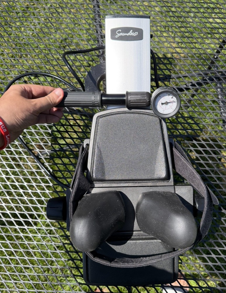 Saunder Cervical Traction Device with Carrying Case