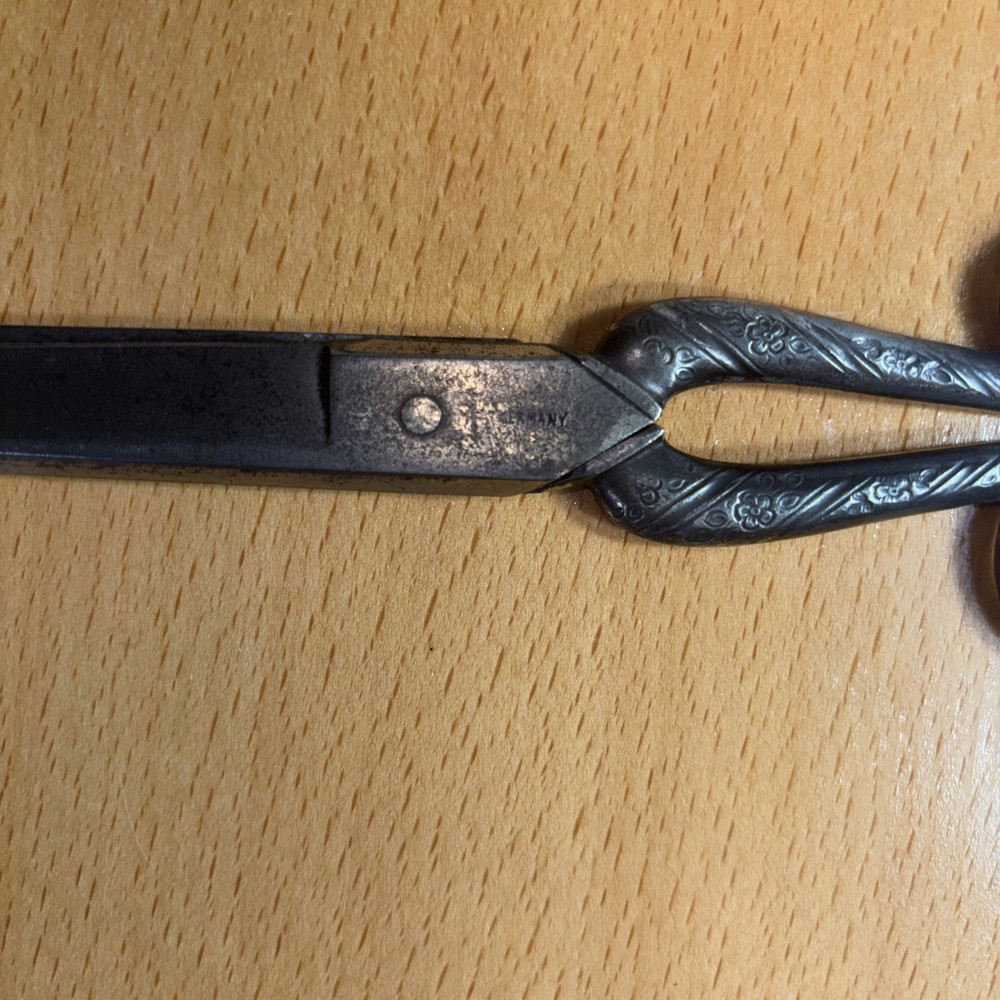Vintage R Geldmacher Scissors.