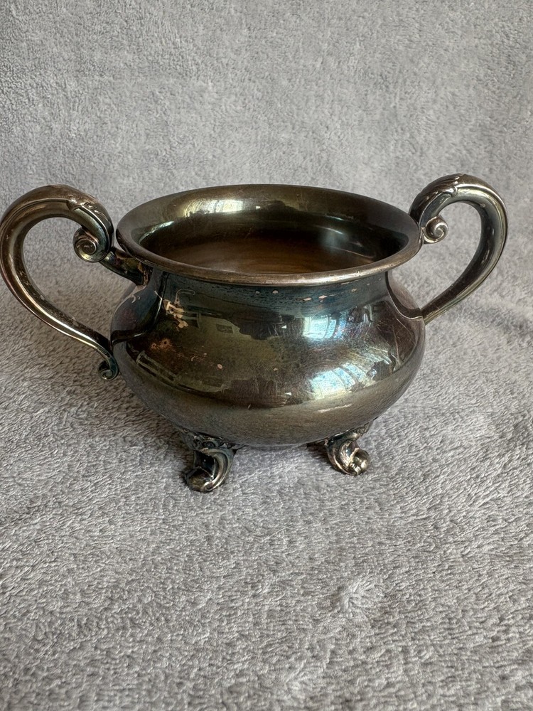 Vintage Reed & Barton 5600 Regent Silver Plated Creamer Server & Sugar Bowl Set