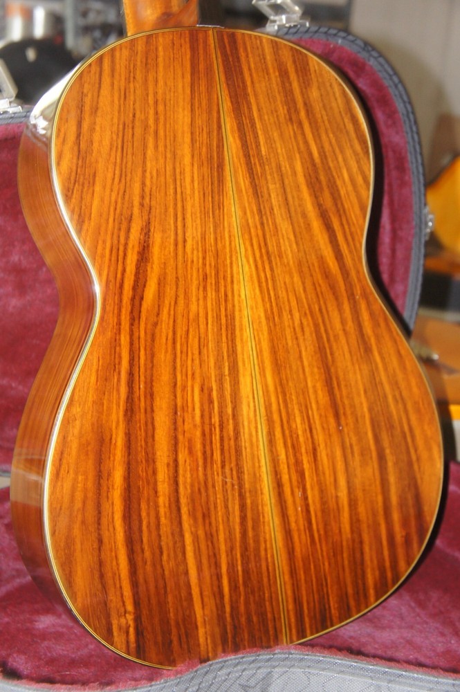 Petersen classical guitar 1970s