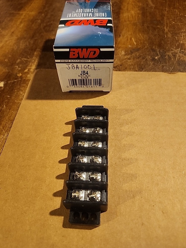 BWD  JBA1001 Power Distribution Block