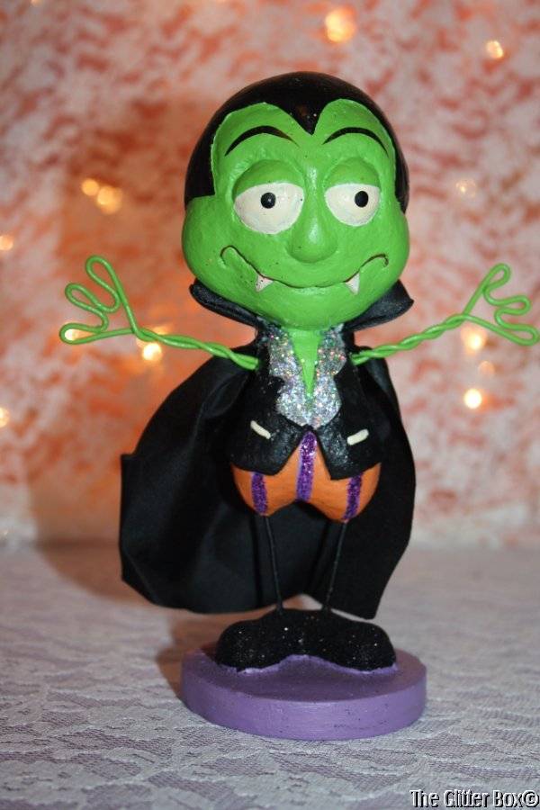 Halloween Decorations Kurt Adler Count Dracula Figurine Statue Table Decor B9