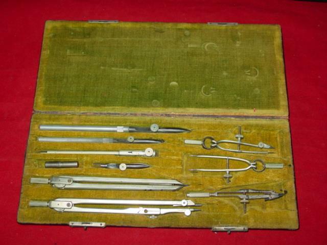 Vintage K&E Keuffel & Esser PILOT DRAWING INSTRUMENTS Drafting Set Case Tools