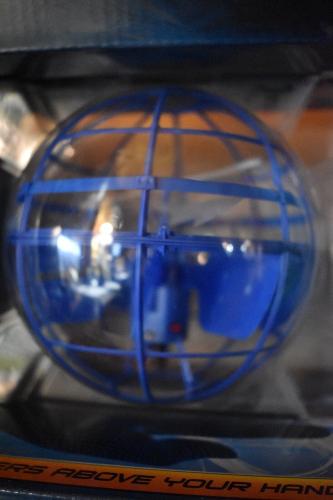 AIR HOGS ATMOPHERE AUTO-HOVER TOY
