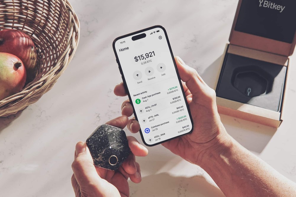 Bitkey - Bitcoin Hardware Wallet - Black