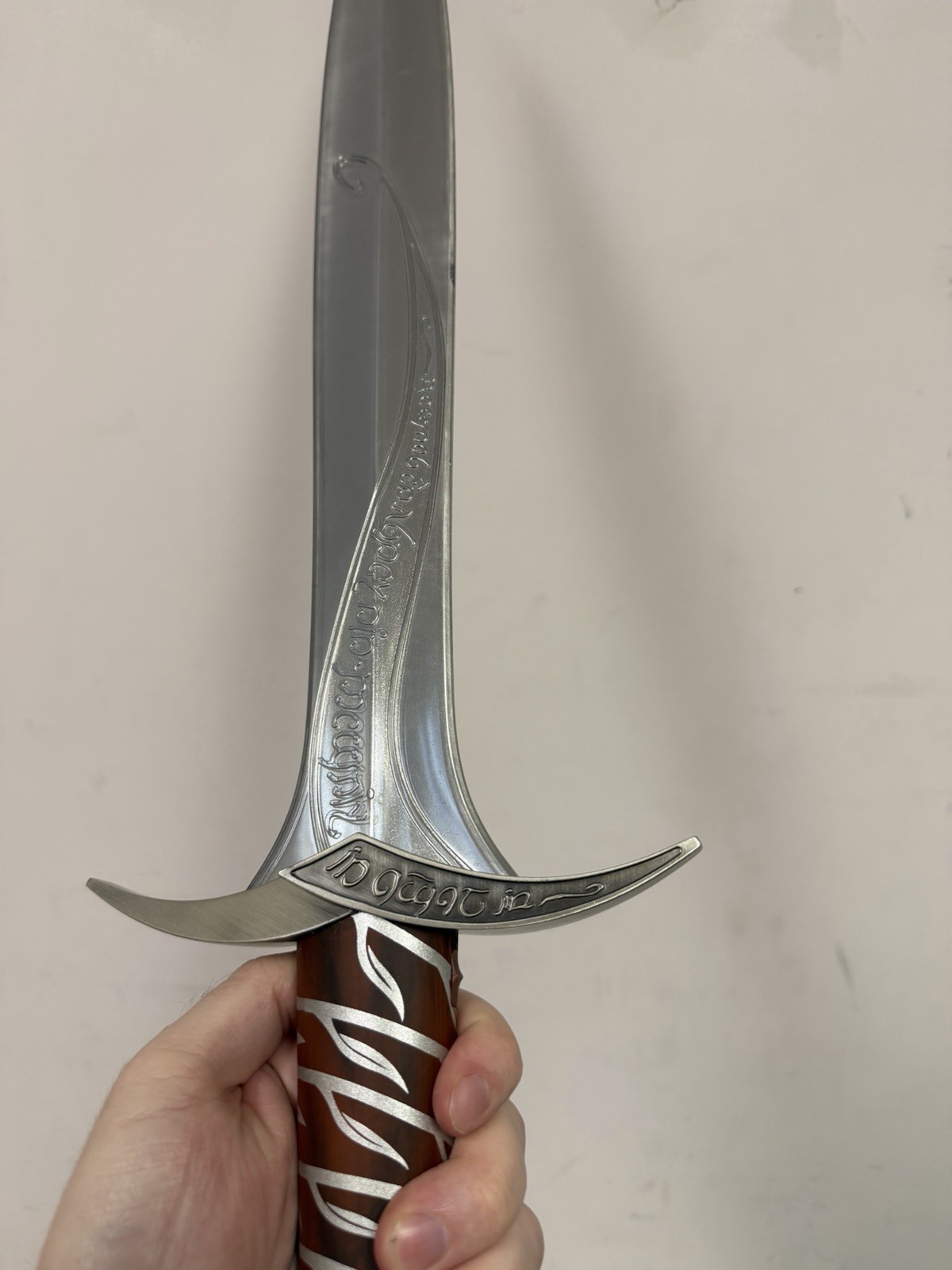 Master Replicas Lord of the Rings Collectible Sting Sword FX LR-200 LOTR Glows