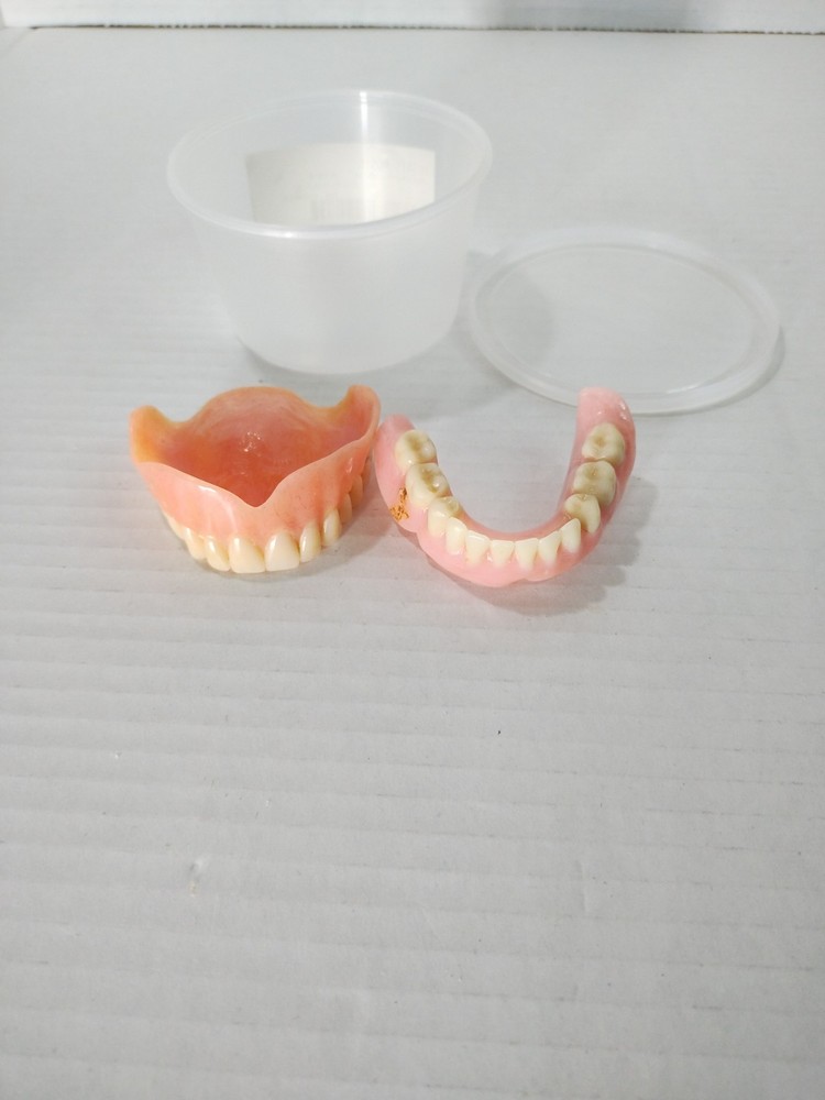 Acrylic Hard Denture Full Denture Kit – Upper & Lower | Generic Size Oddity