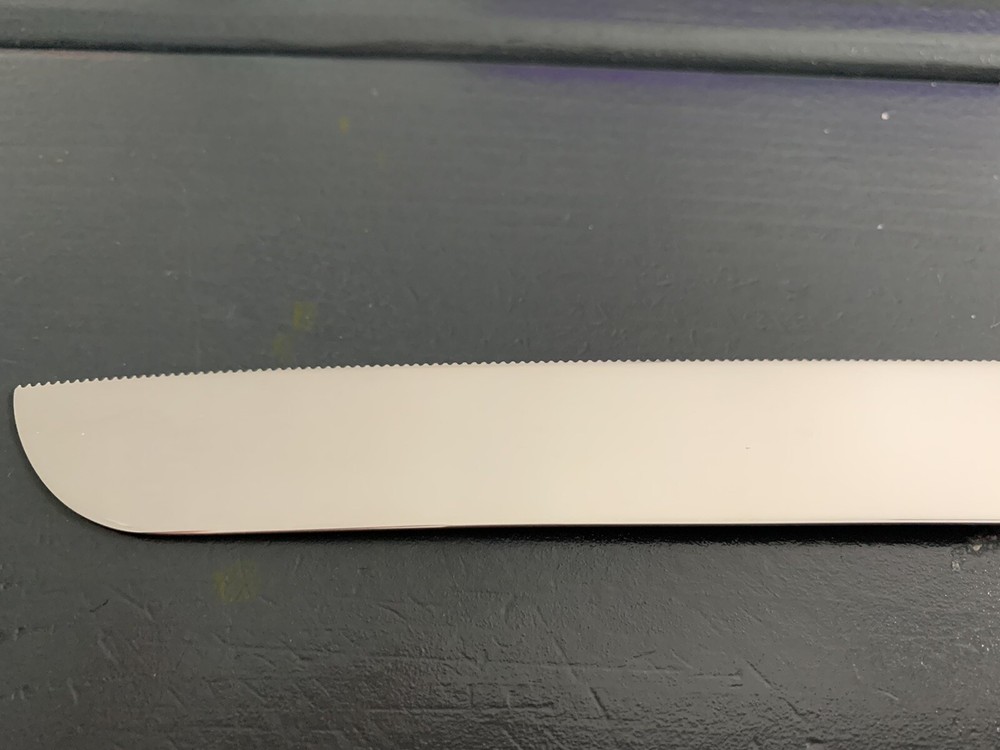 Vera Wang Infinity Cake Knife