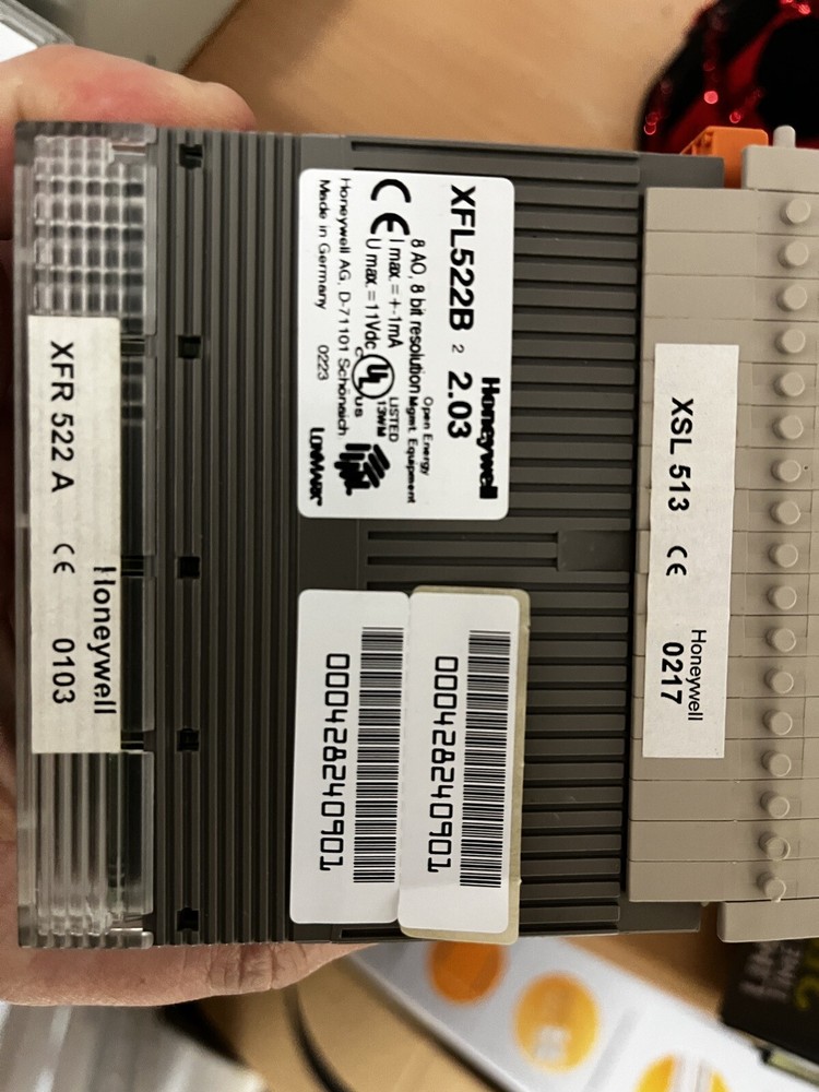Honeywell Modules Analog Output/Outputs Manual Control XFL522B