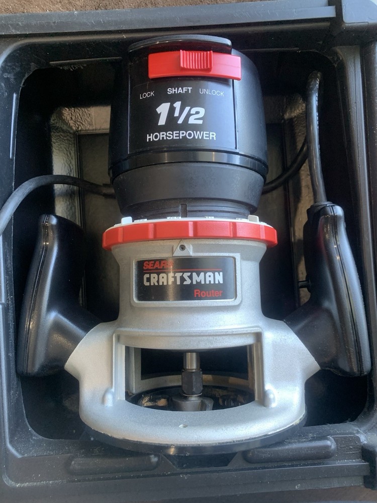 Sears Craftsman 1-1/2 HP Router With Case & Bits