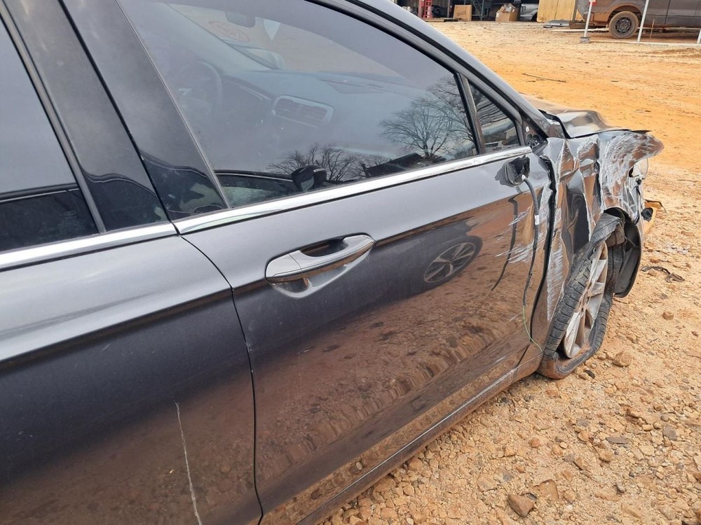 Fuse Box Engine Without Rain Sensor Fits 17-20 FUSION 5014684