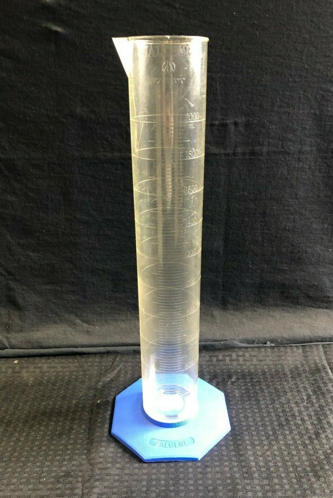 Thermo Scientific NALGENE 2000mL Polymethylpentene Graduated Cylinder 3663-2000