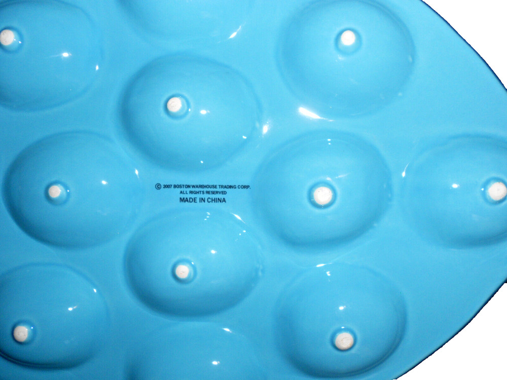 BOSTON WAREHOUSE Deviled Egg Platter Turquoise Fish Design 8 x 14 inches.