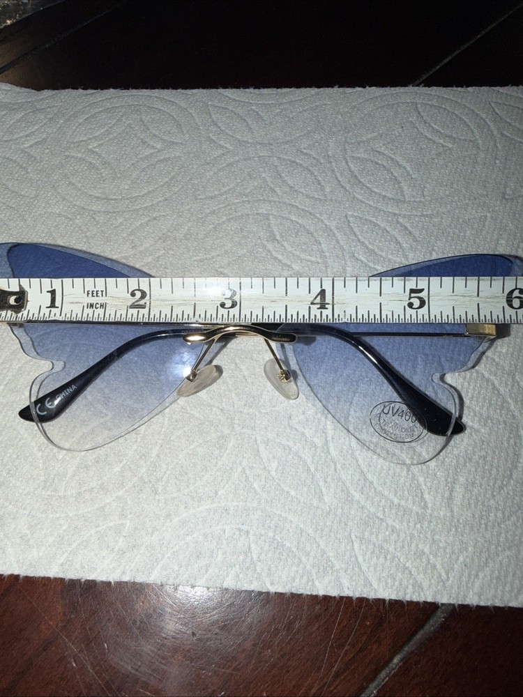 Girls Sunglasses- 3 Pairs of Tinted UV Protection. Fun Girly Frames. Brand New