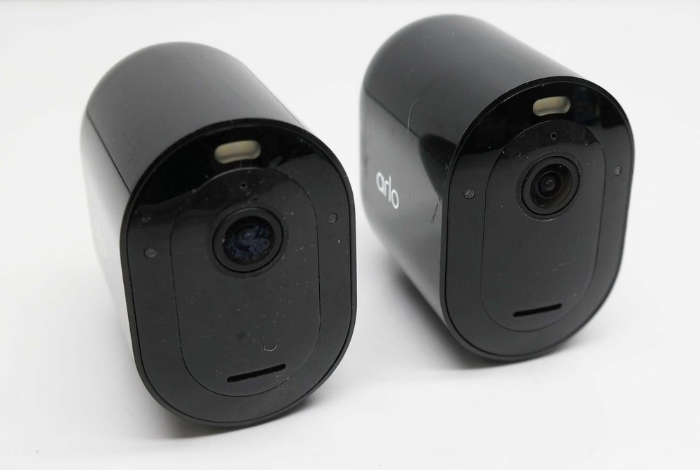 Arlo Pro 4 VMC4250B Spotlight Camera (2-Pack) - Black