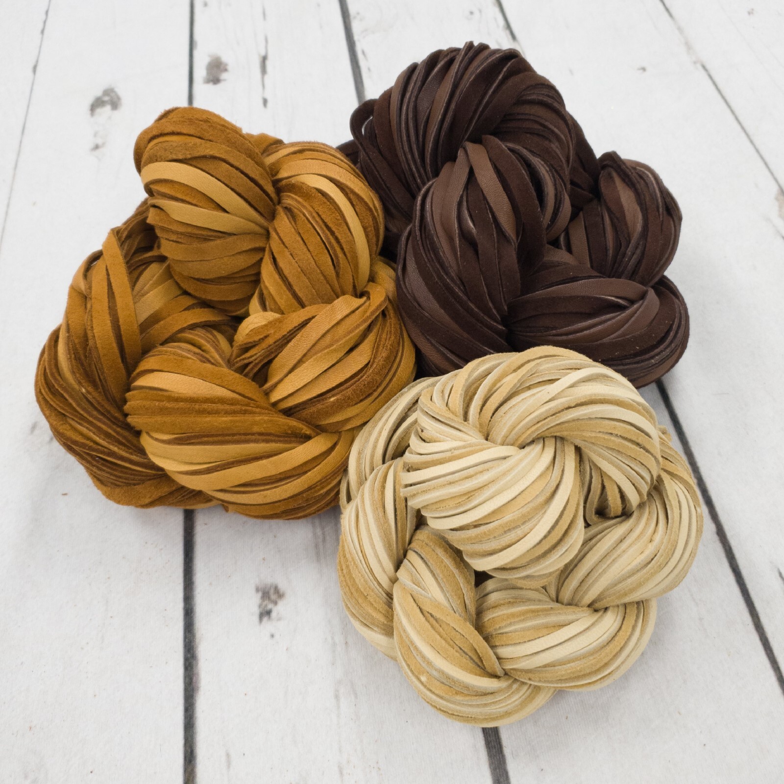 Colorado Deerskin Lace 1/8" x 36" 1/4" x 72" Bundles